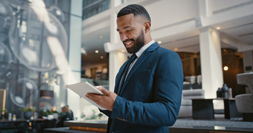 A businessman uses the variable expense ratio to track profitability.
